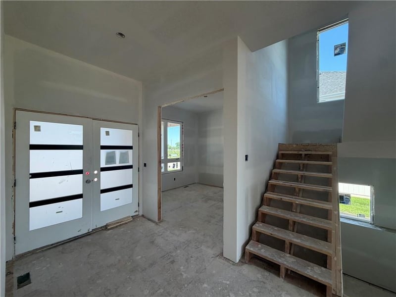 15291 161st Ter, Olathe, KS 66062