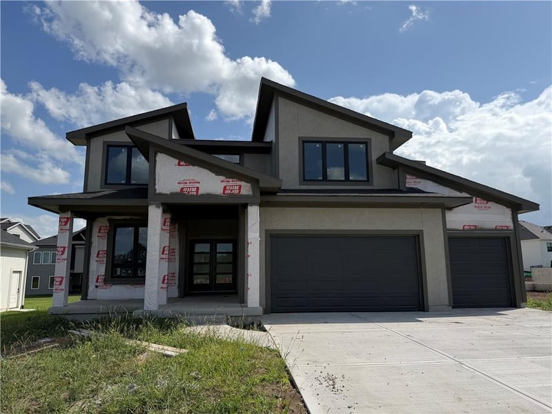 15291 161st Ter, Olathe, KS 66062
