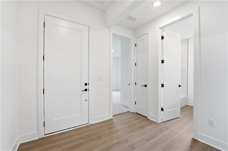 1613 105th St, Kansas City, MO 64155