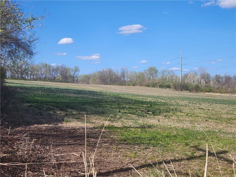 20602 Truman Rd, Independence, MO 64056