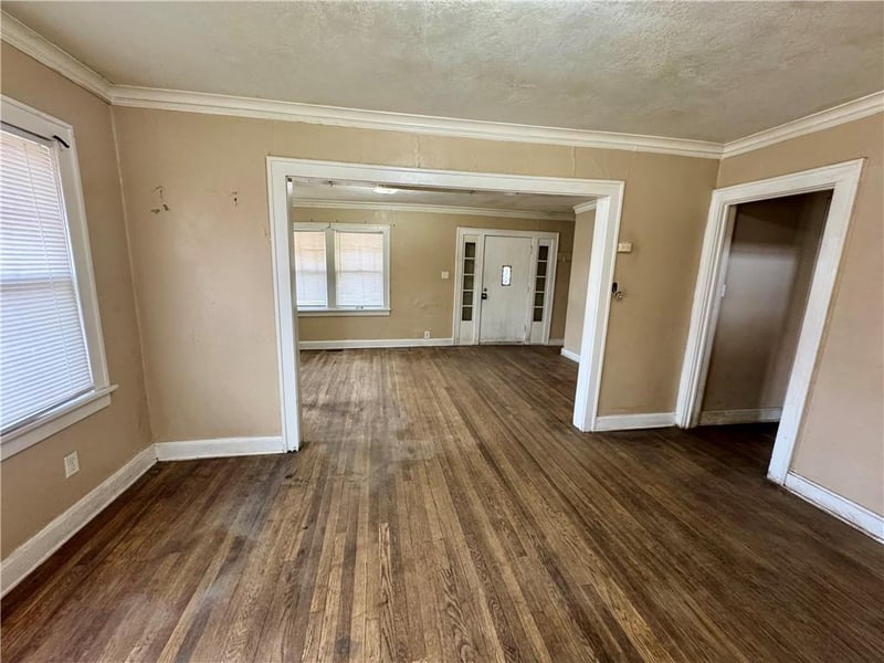 1400 77th Ter, Kansas City, MO 64131