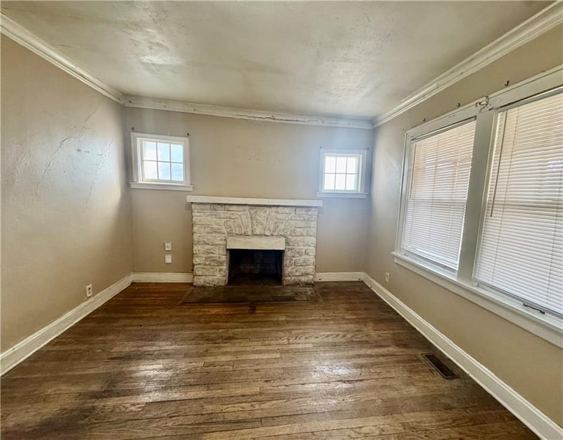 1400 77th Ter, Kansas City, MO 64131