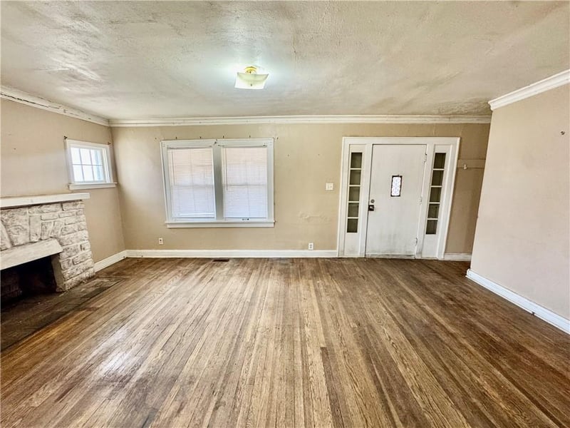 1400 77th Ter, Kansas City, MO 64131