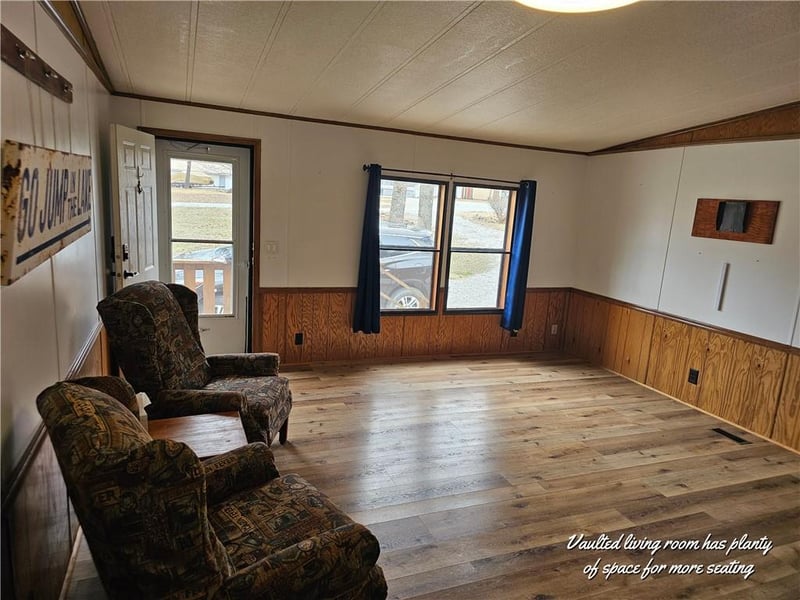 106 SE 10212p Ln, Deepwater, MO 64740