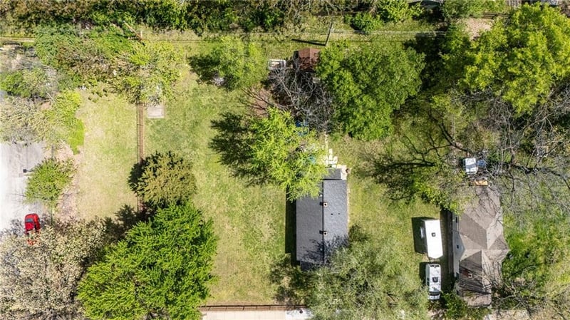 3225 Holmes St, Kansas City, MO 64109