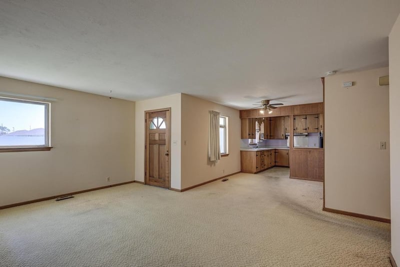2147 S Main St, Carthage, MO 64836
