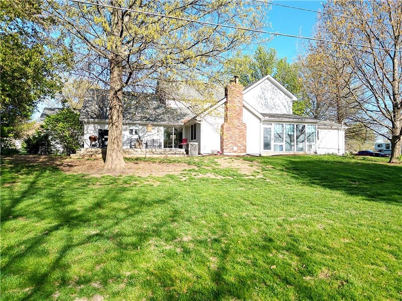 1502 Hillcrest Ct, Atchison, KS 66002