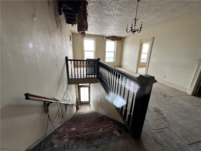 1120 Main St, Lexington, MO 64067