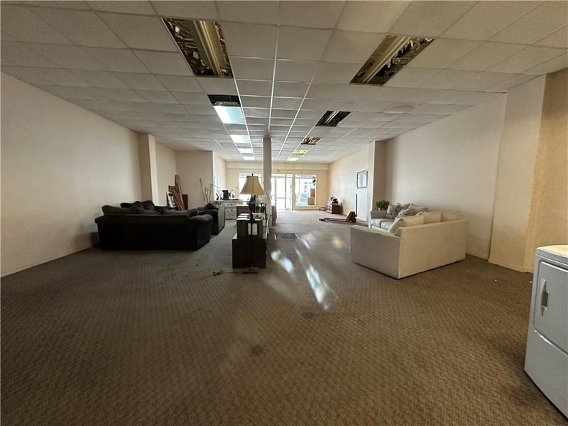 1120 Main St, Lexington, MO 64067