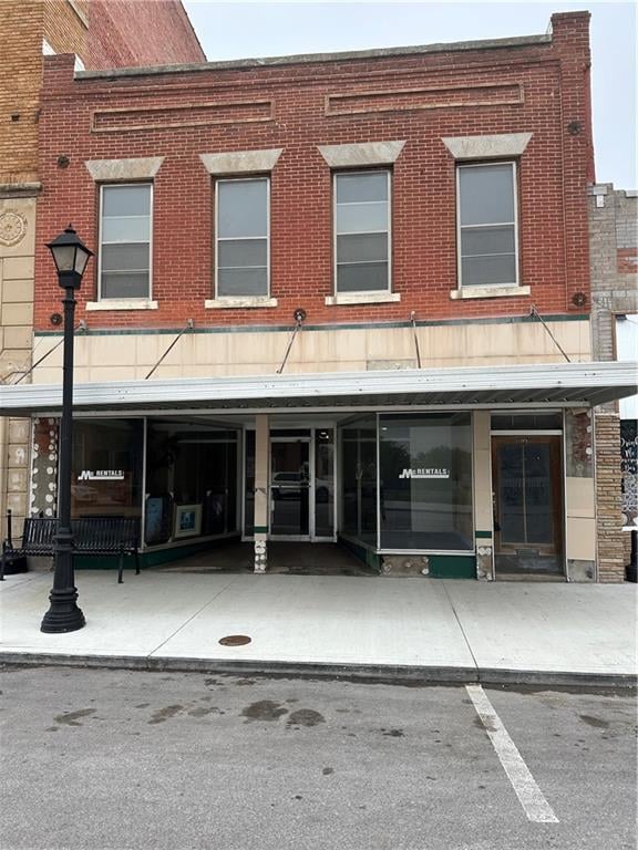 1120 Main St, Lexington, MO 64067
