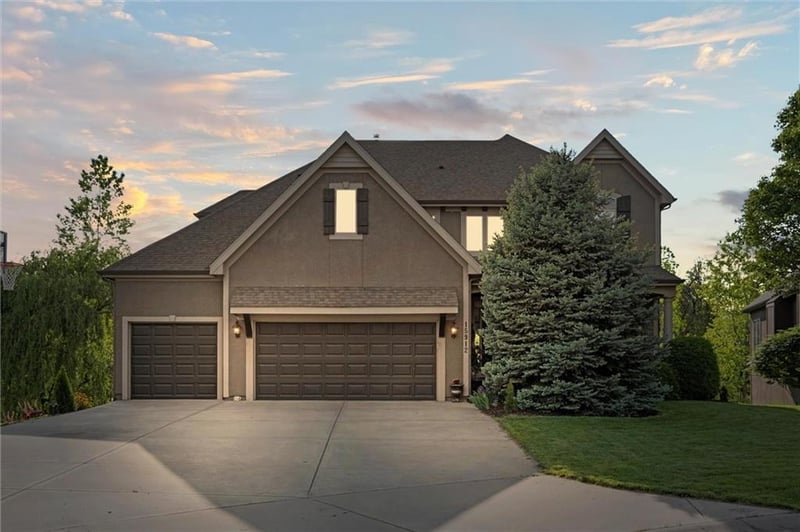 15912 Reeder St, Overland Park, KS 66062