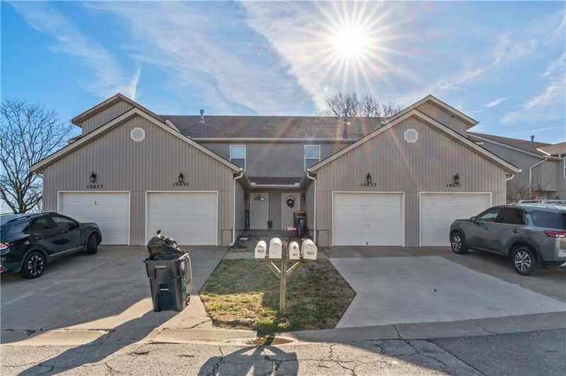 10631-10637 N Locust Ct, Kansas City, MO 64155
