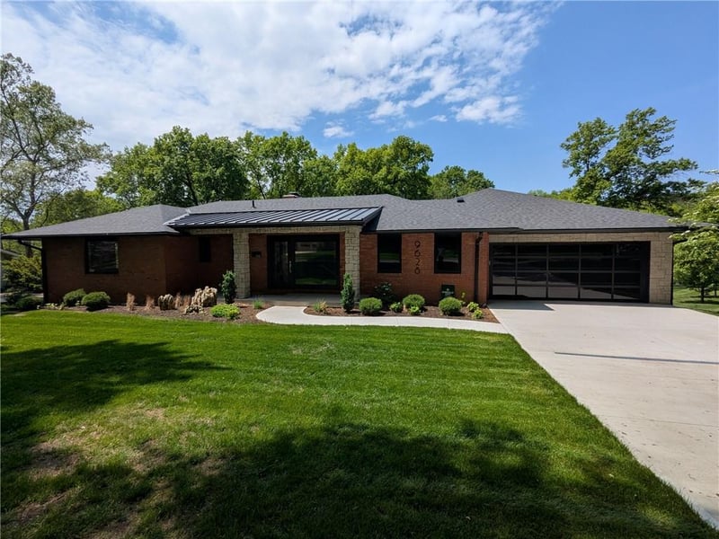 9628 Meadow Ln, Leawood, KS 66206