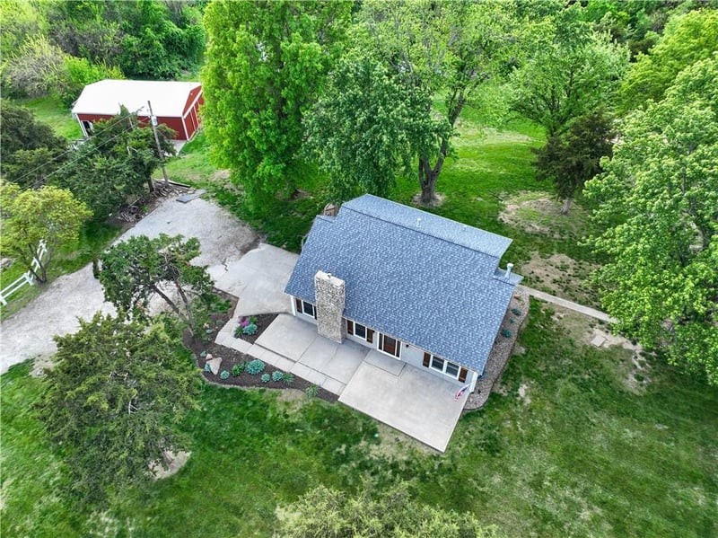 5700 N 123rd St, Kansas City, KS 66109