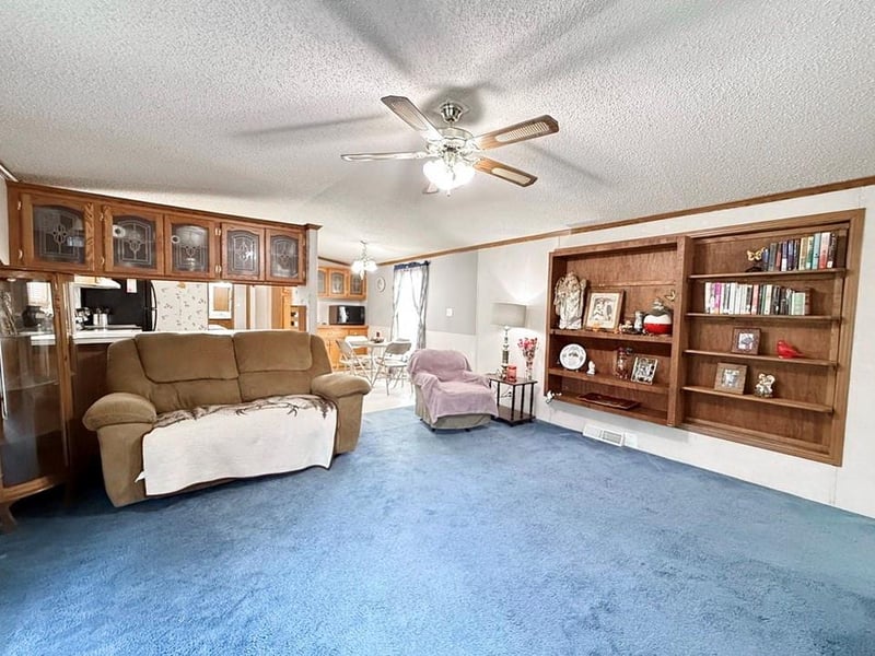 9175 S 751 Rd, Stockton, MO 65785