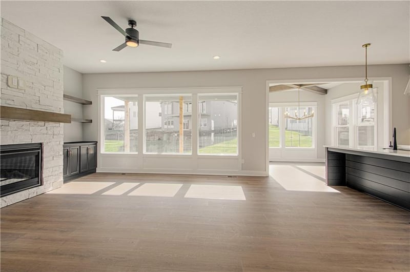 17148 Heatherwood St, Olathe, KS 66062