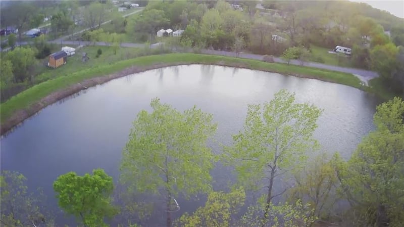 13 El Dorado Ln, Linn Valley, KS 66040