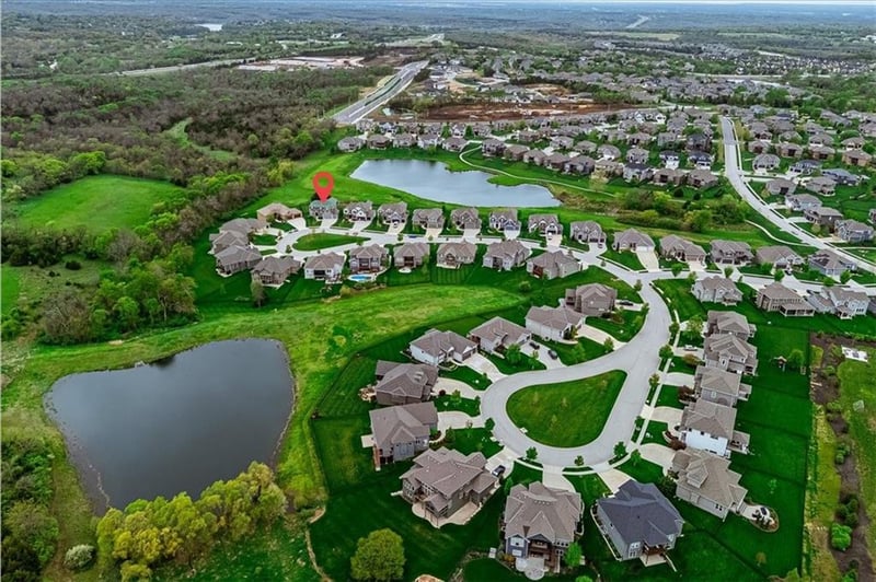 9872 Saddletop St, Lenexa, KS 66227