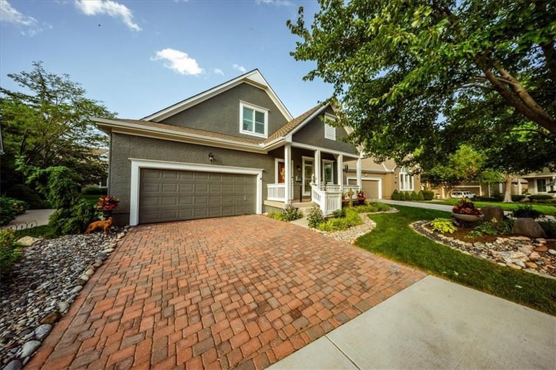 12522 123rd Ter, Overland Park, KS 66213