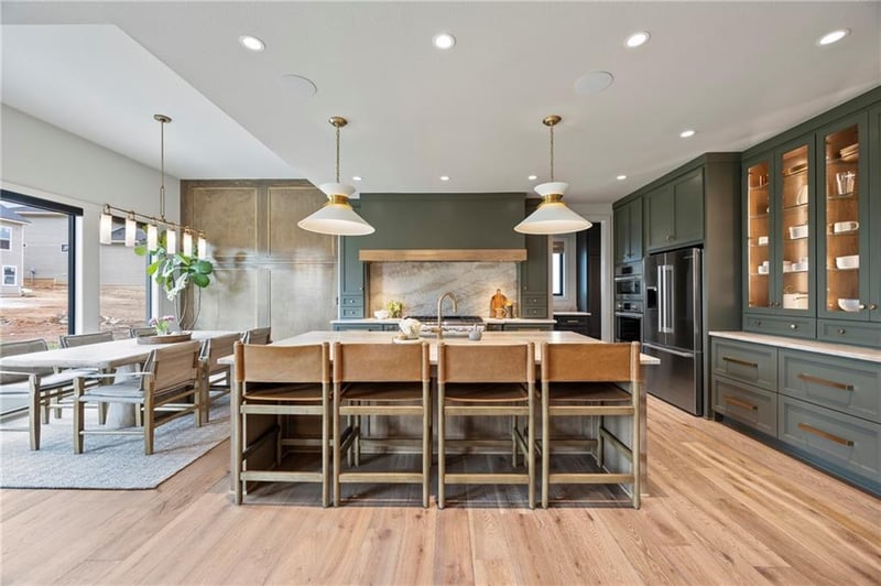 17008 Rosehill St, Overland Park, KS 66221