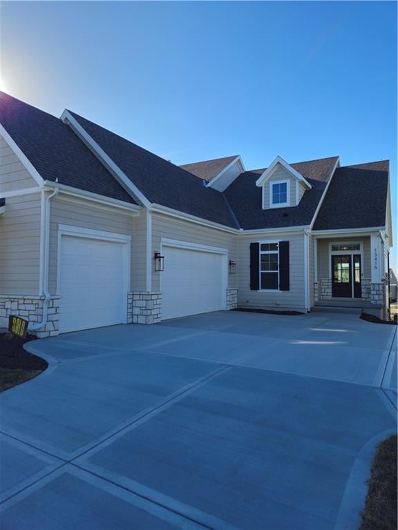 13415 174th Ter, Overland Park, KS 66221