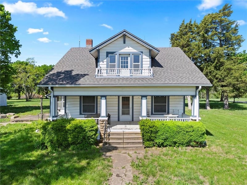 657 N 400 Rd, Overbrook, KS 66524