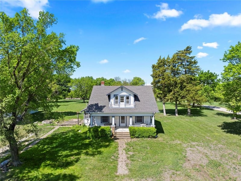 657 N 400 Rd, Overbrook, KS 66524