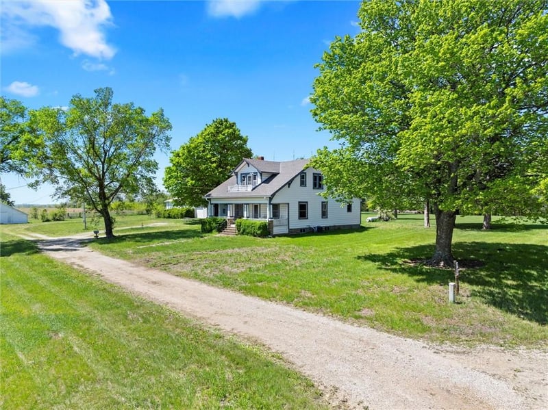 657 N 400 Rd, Overbrook, KS 66524