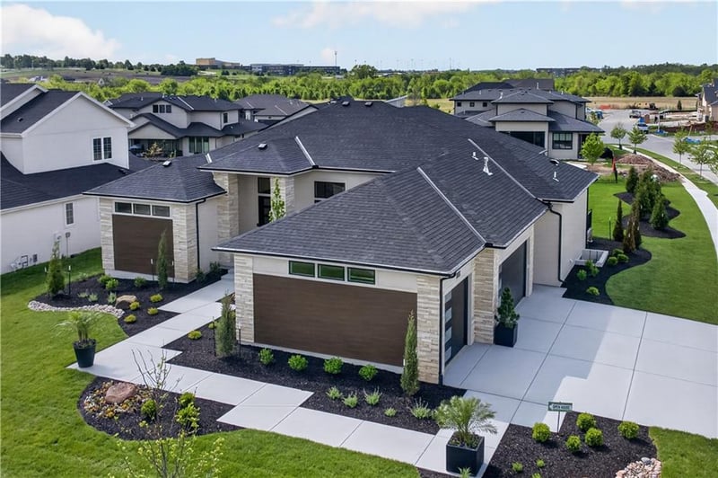 12605 W 170th St, Overland Park, KS 66221