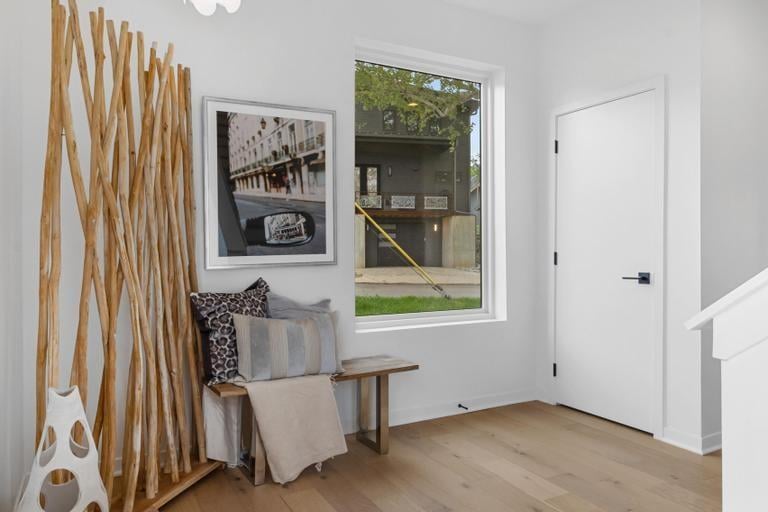 1033 Pacific St, Kansas City, MO 64106