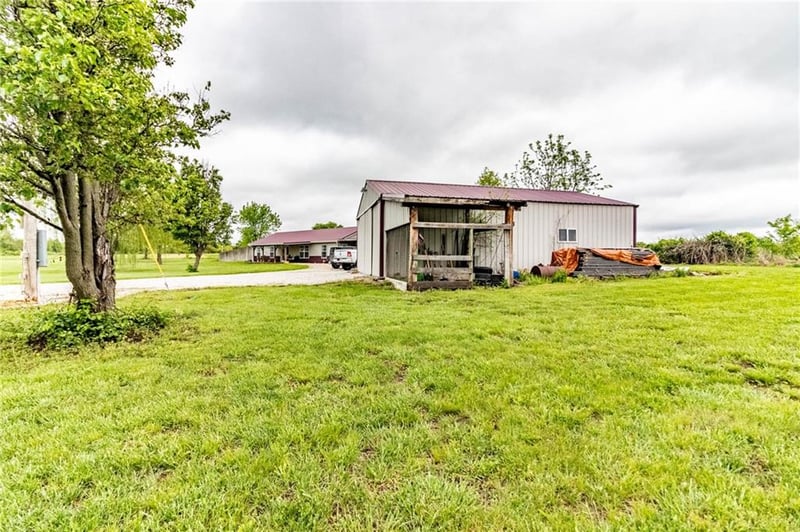 608 NW 1001st Rd, Urich, MO 64788