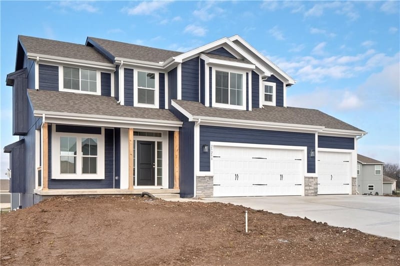 25256 149th Ter, Olathe, KS 66061