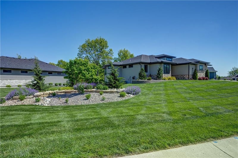 34 Sequoyah Point, Lake Winnebago, MO 64034