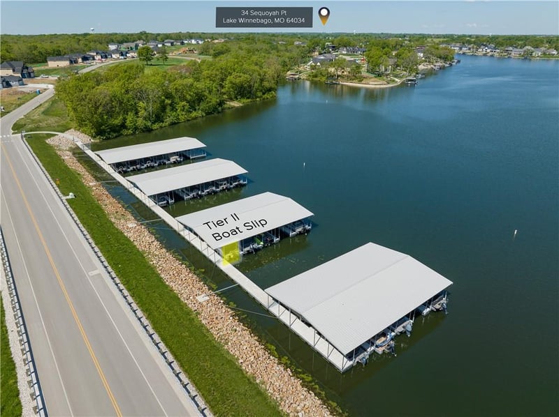 34 Sequoyah Point, Lake Winnebago, MO 64034