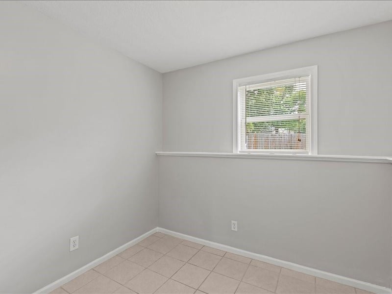 310-312 8th St, Leavenworth, KS 66048