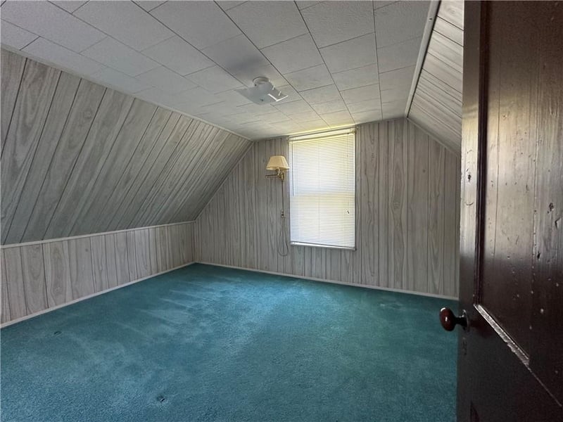 304 Walnut St, Kidder, MO 64649