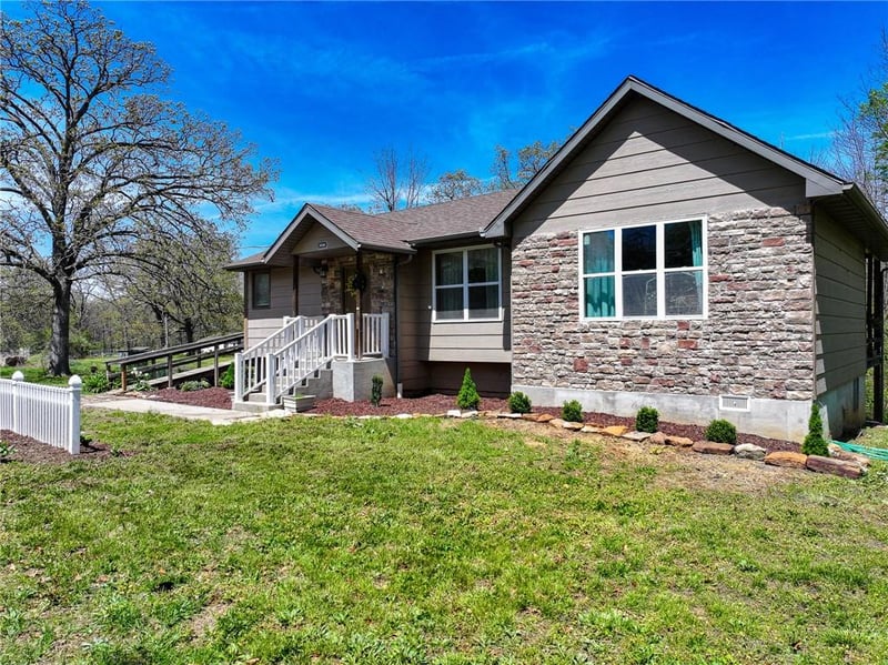 10875 SE 54 Hw, Collins, MO 64738