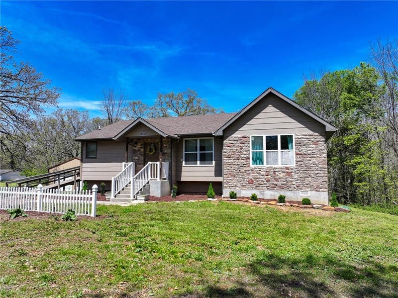 10875 SE 54 Hw, Collins, MO 64738