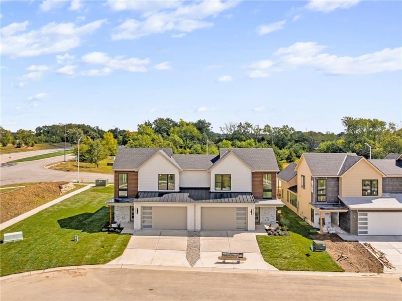 9539 Jupiter St, Lenexa, KS 66219