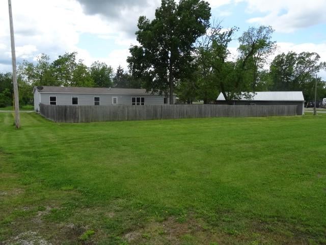12694 SW Main St, Hume, MO 64752