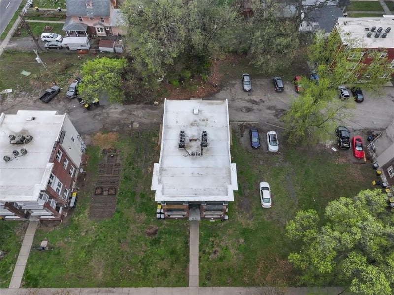 2713-2715 Benton Blvd, Kansas City, MO 64128