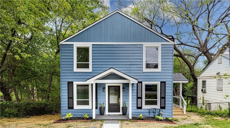 2909 Topping Ave, Kansas City, MO 64129