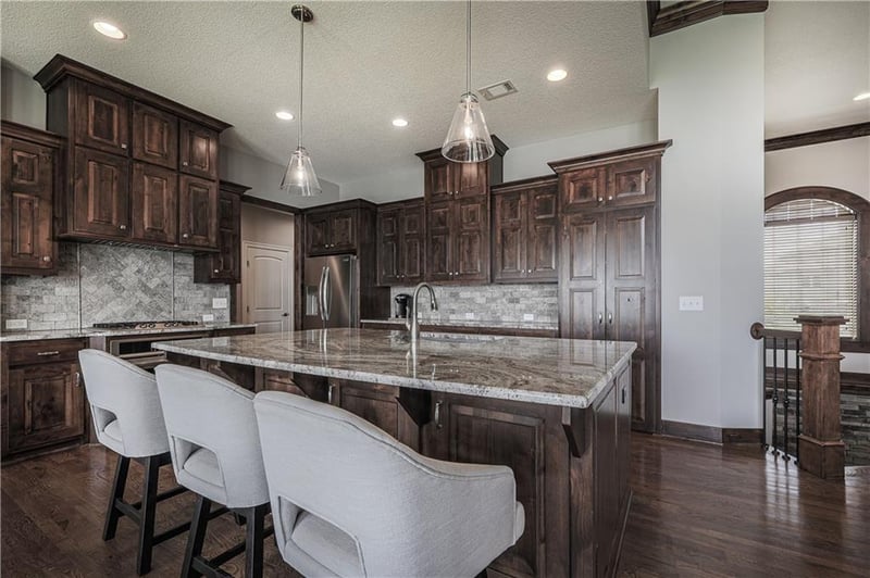 1415 Kensington Ln, Raymore, MO 64083