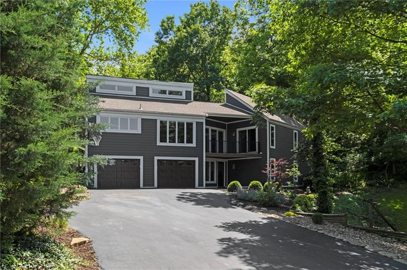 129 Terrace Trail South St, Lake Quivira, KS 66217