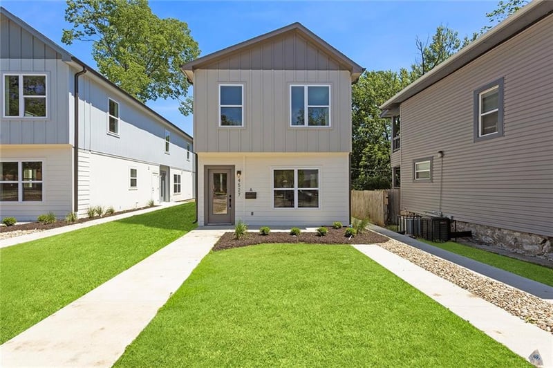 4527 Forest Ave, Kansas City, MO 64110