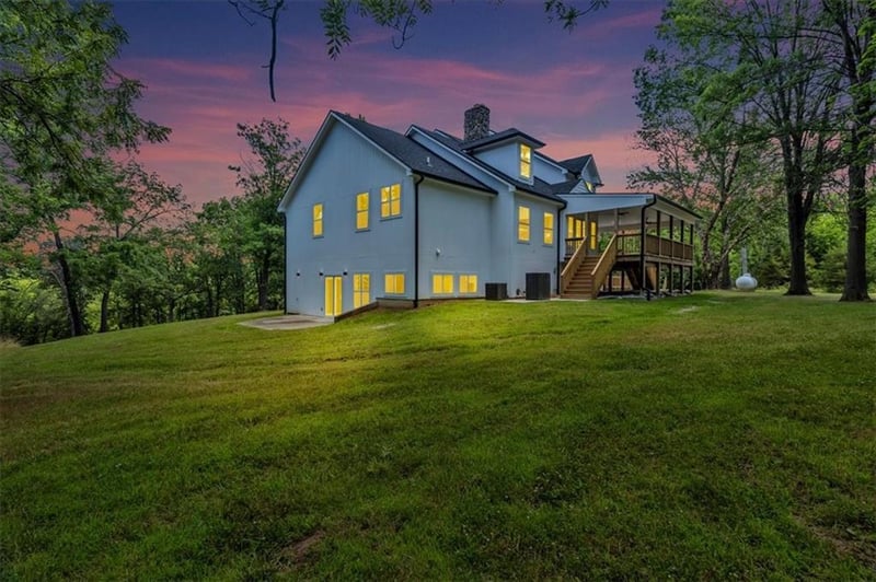30907 E Stony Point School Rd, Grain Valley, MO 64029