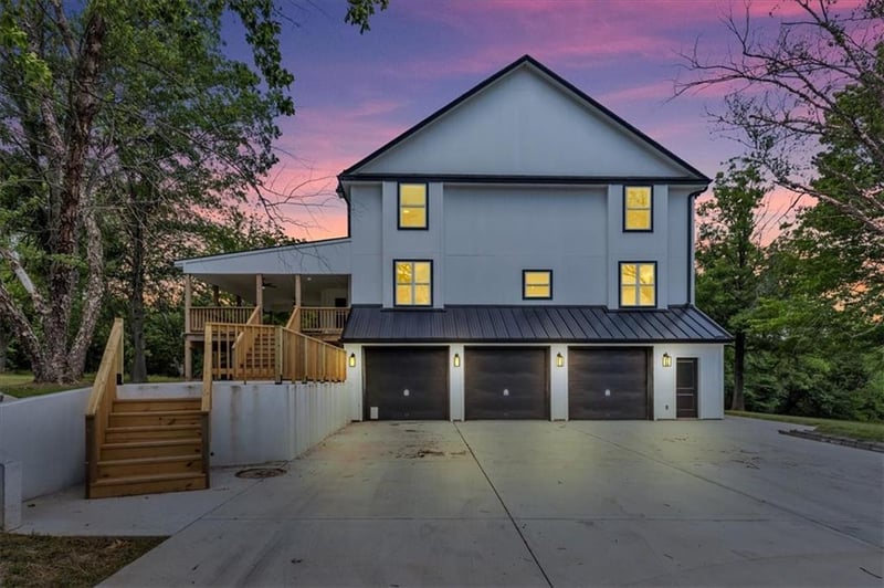 30907 E Stony Point School Rd, Grain Valley, MO 64029