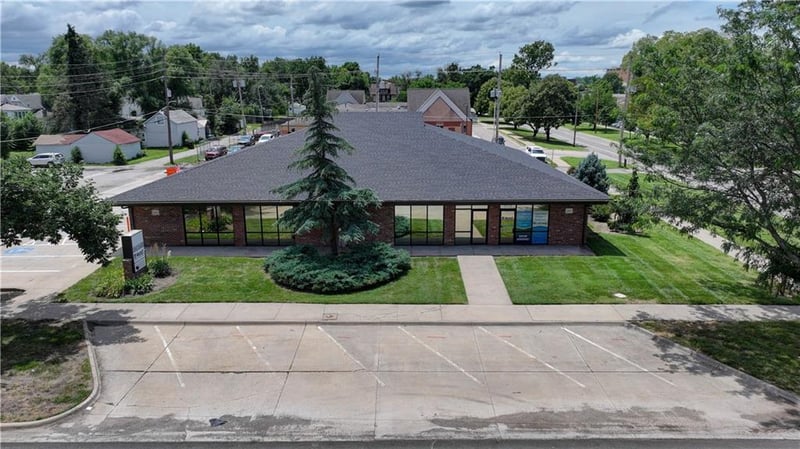 1315 6th Ave, Topeka, KS 66606