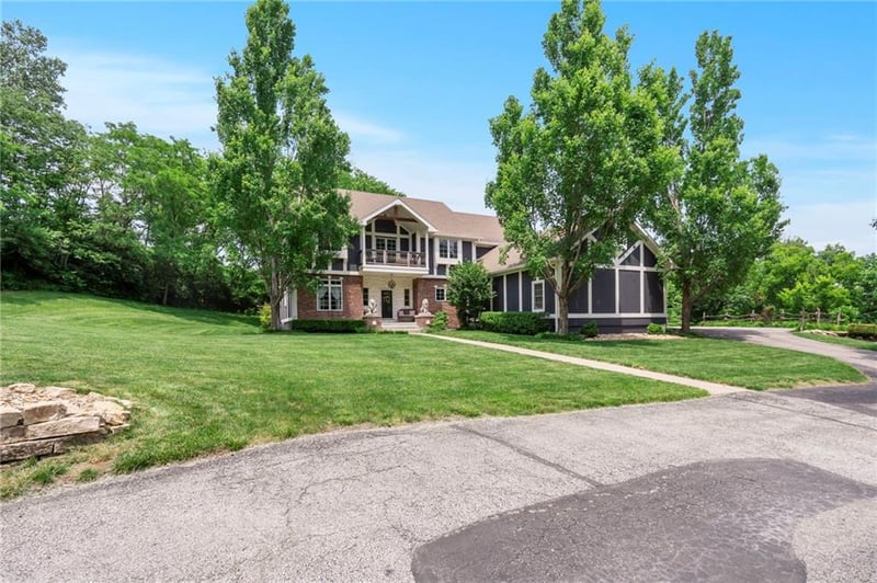 3650 NW 64th St, Kansas City, MO 64151