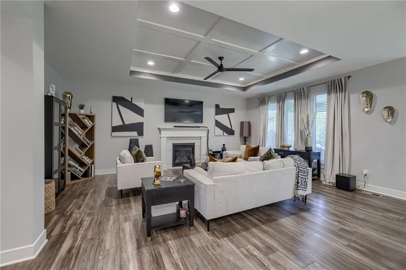 6947 W 162nd Ct, Overland Park, KS 66085